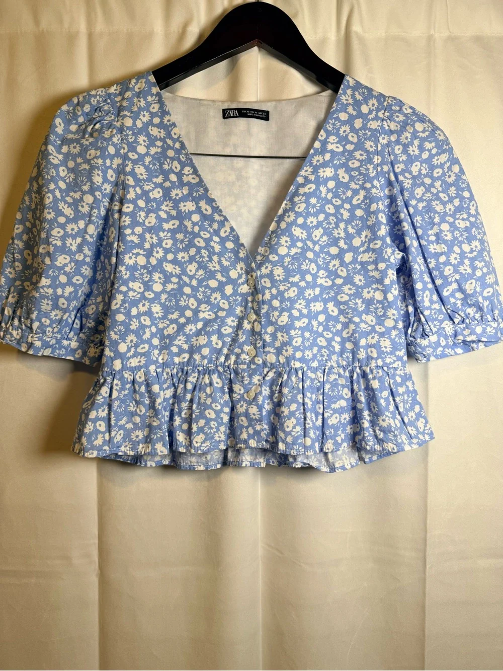 Zara XS Light Blue Floral V-Neck Crop Peplum Top